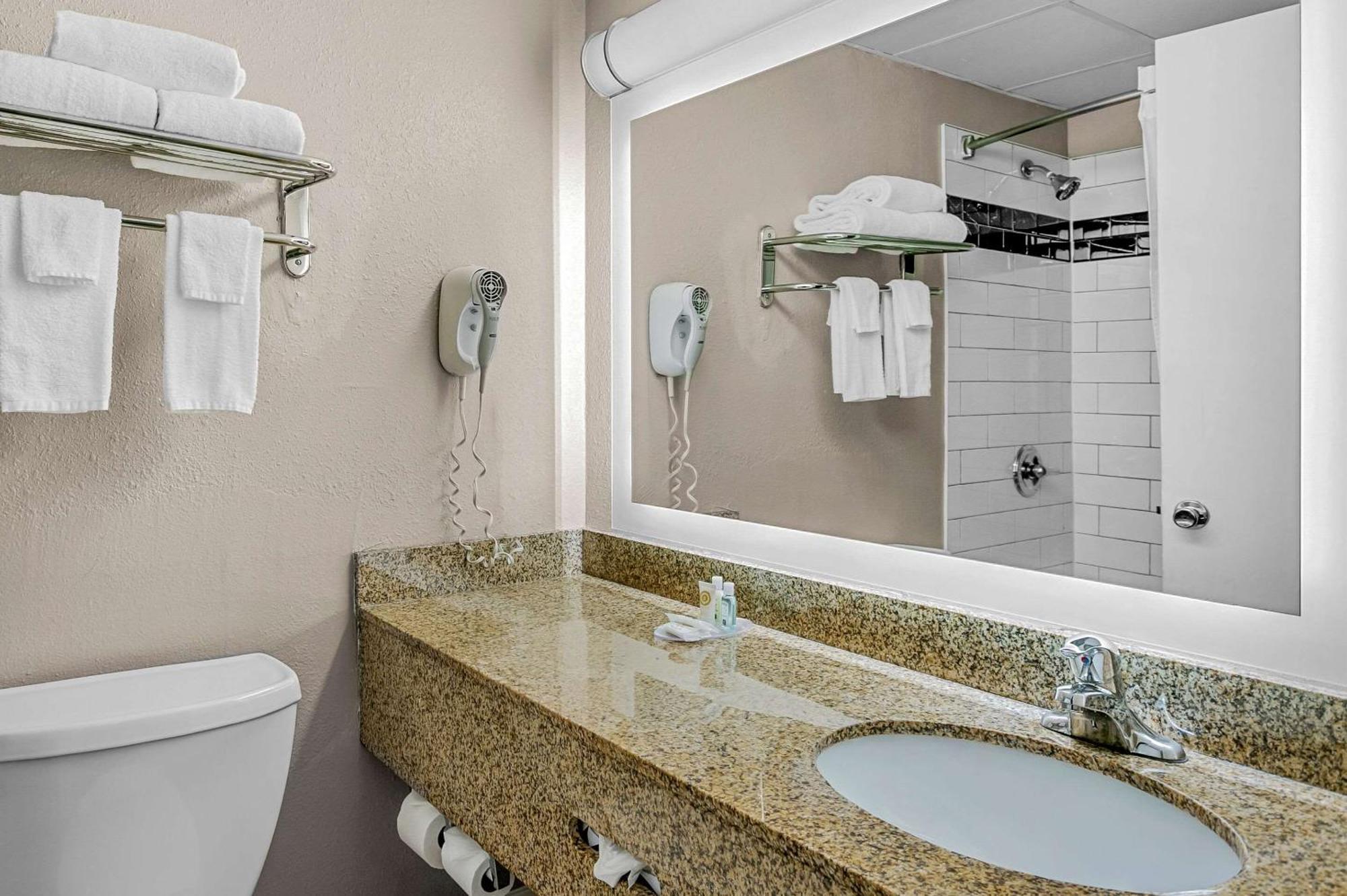 Quality Inn Jessup - Columbia South Near Fort Meade Exterior foto